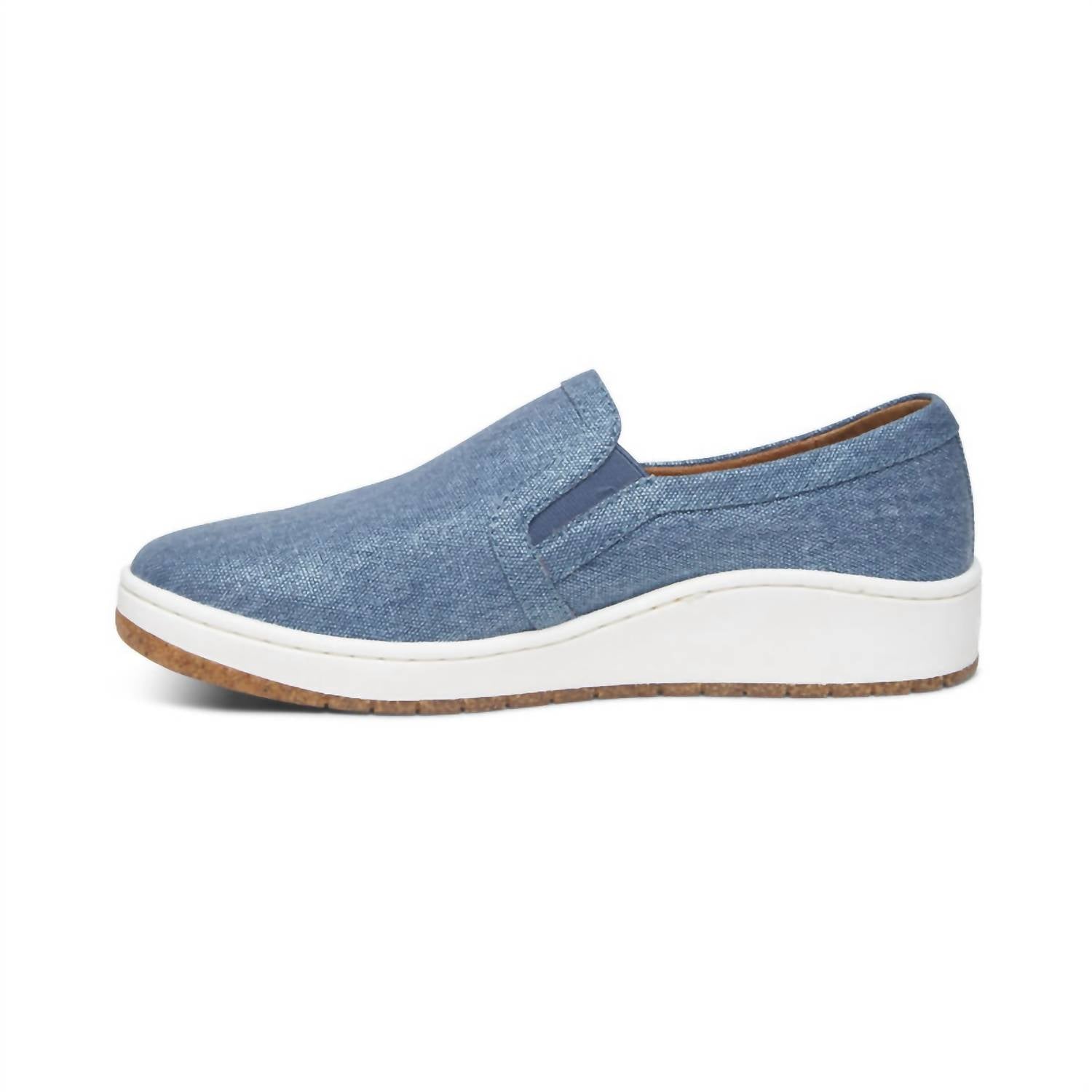Aetrex - WOMEN'S CAMERON SLIP ON SNEAKER