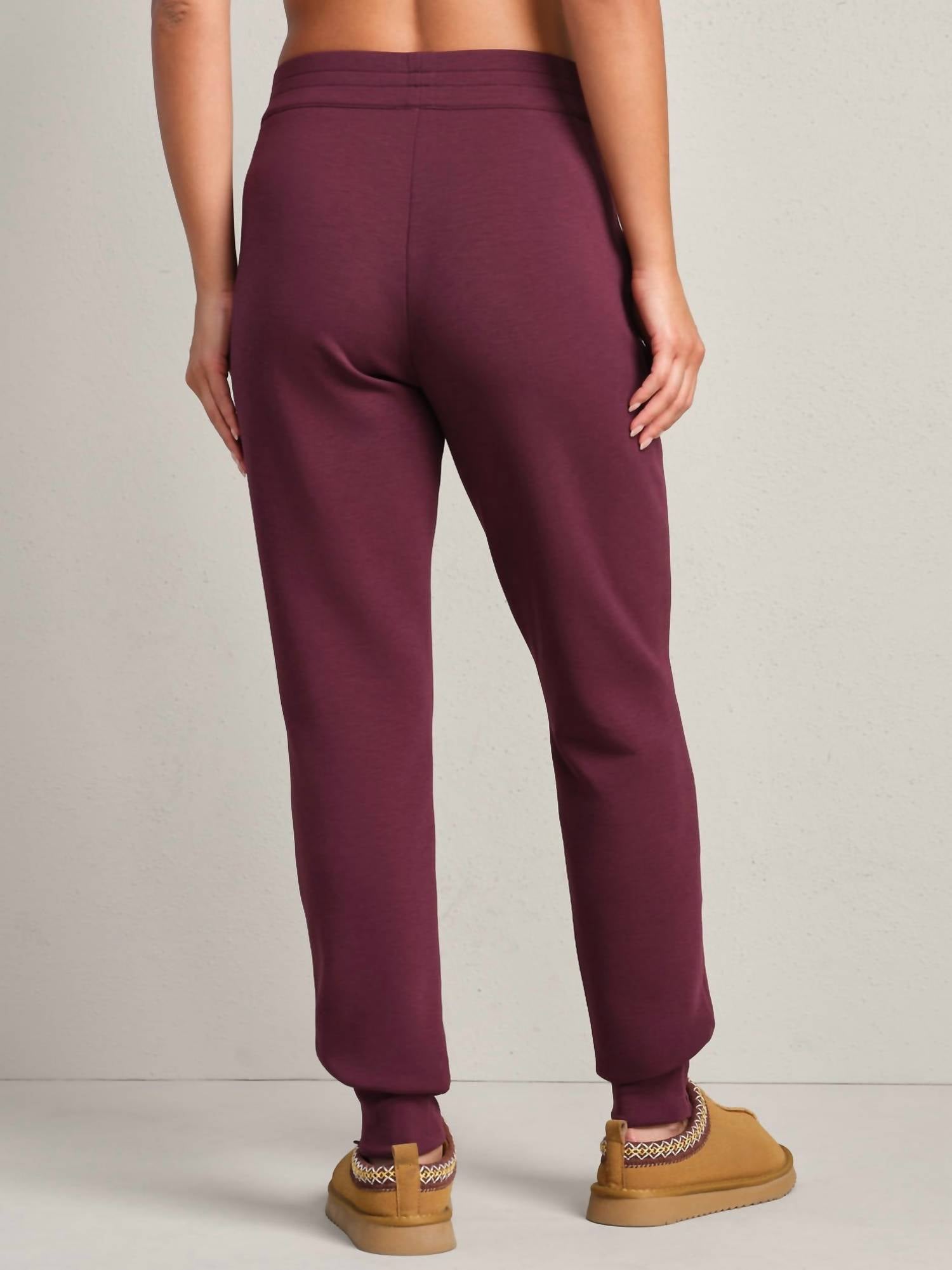 Rhone - Dreamglow Taper Leg Pant