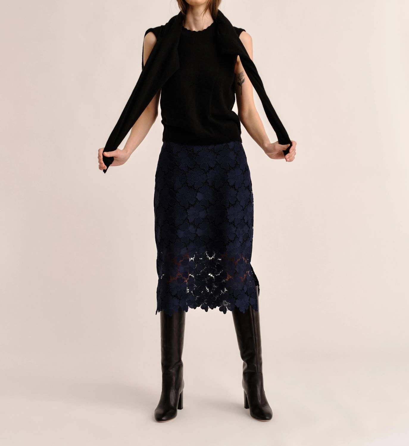 Cartolina Nantucket - Lucy Long Sleeve Sweater