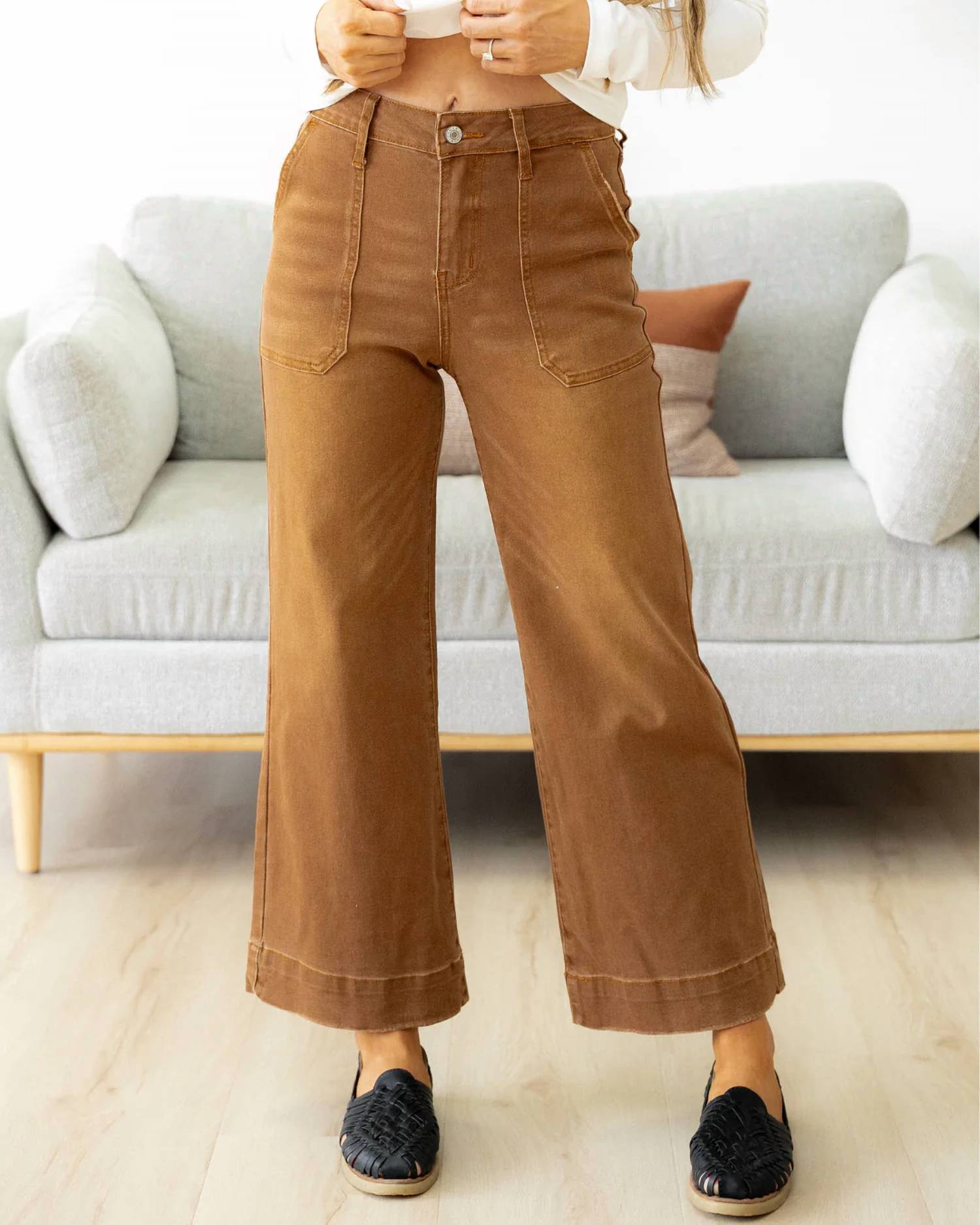 Indie & Co - Cropped High Rise Jeans