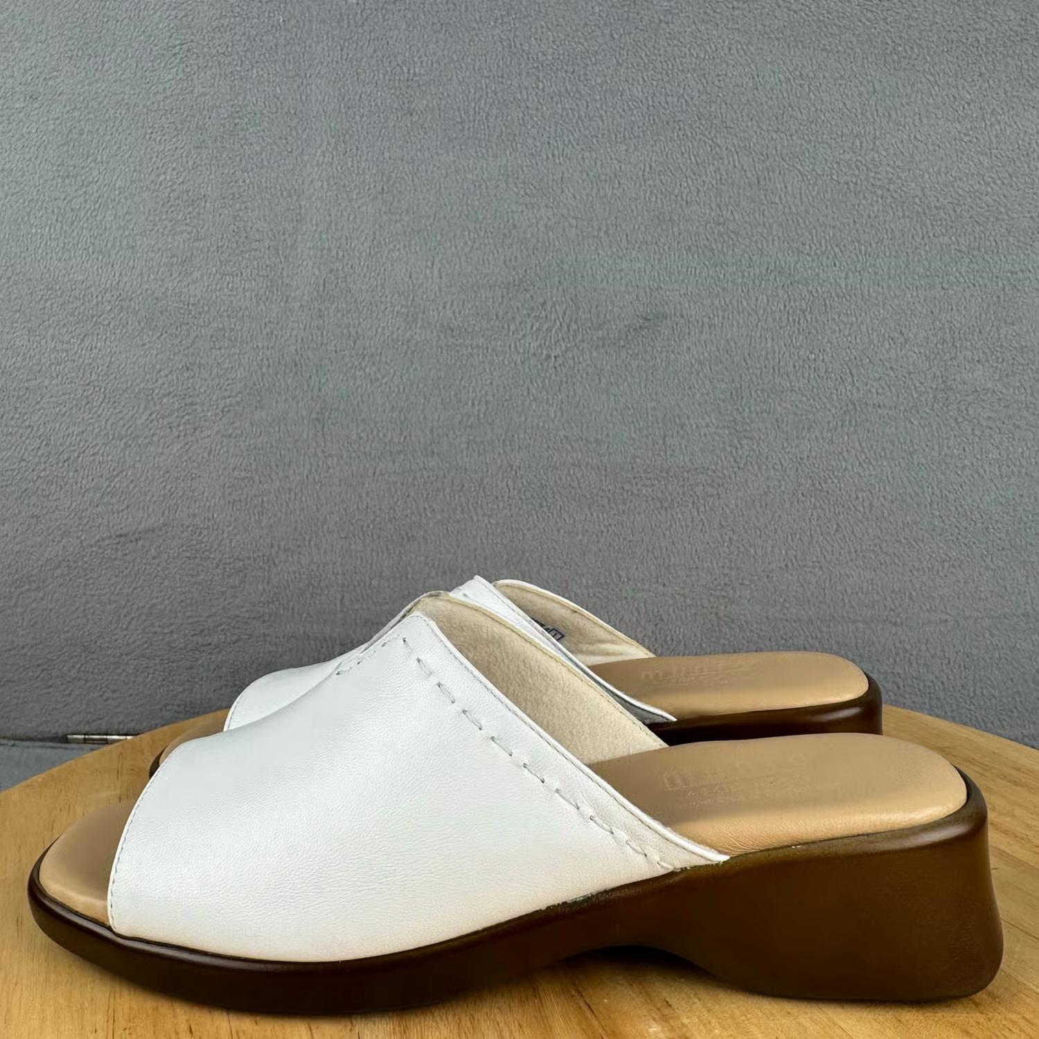 Munro - Women's Aruba Leather Slip-on Slide Sandals