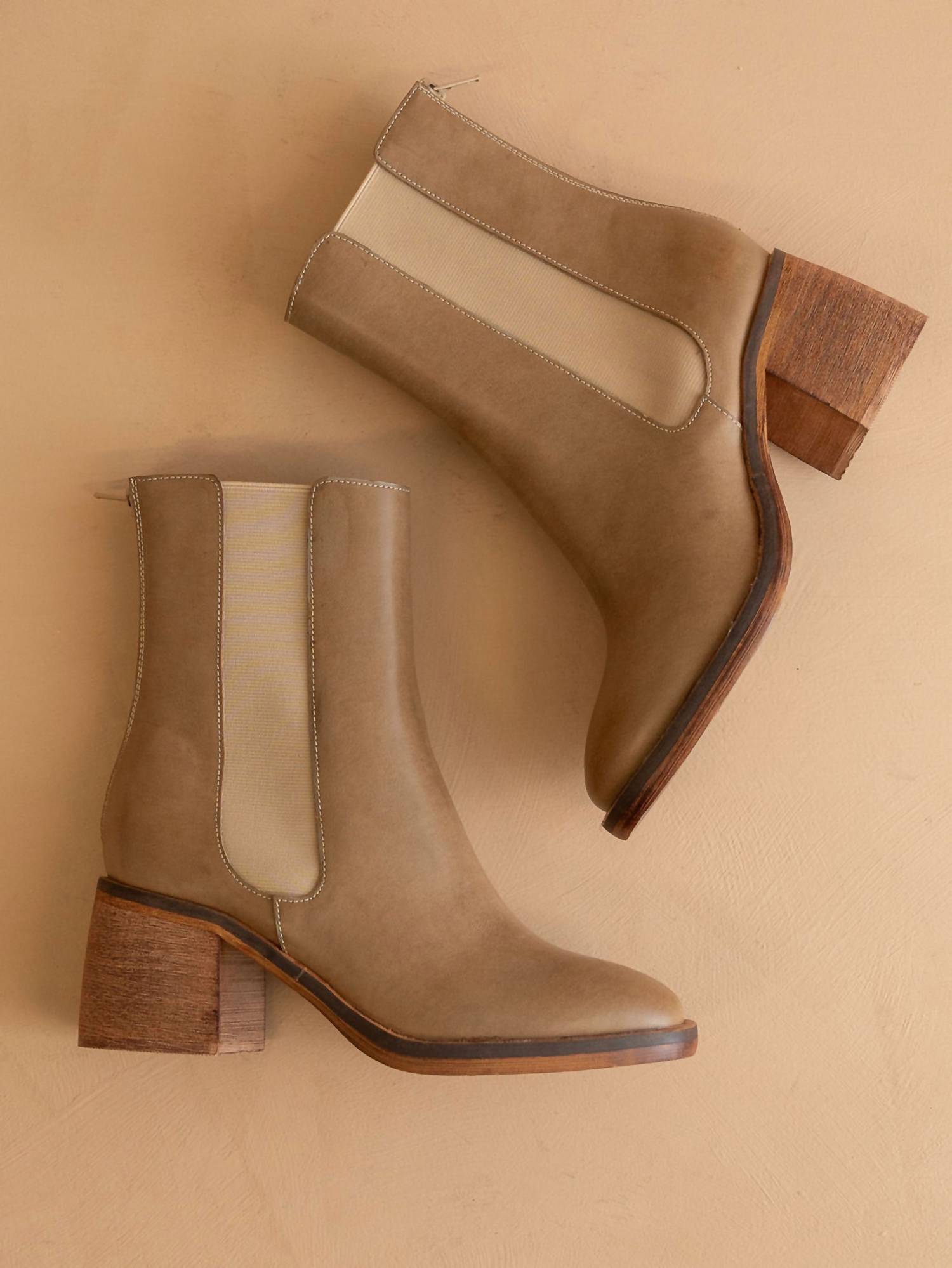 Oasis Society - Women's Olivia Chelsea Heel Boots