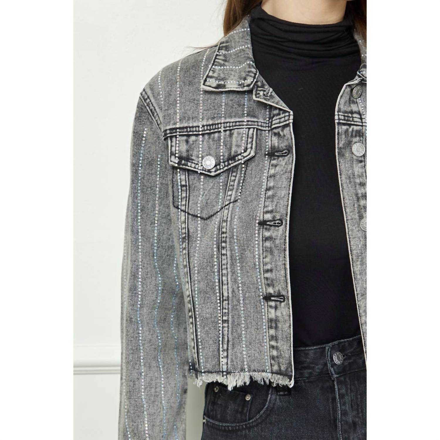 Veveret - Rhinestone Rodeo Denim Jacket