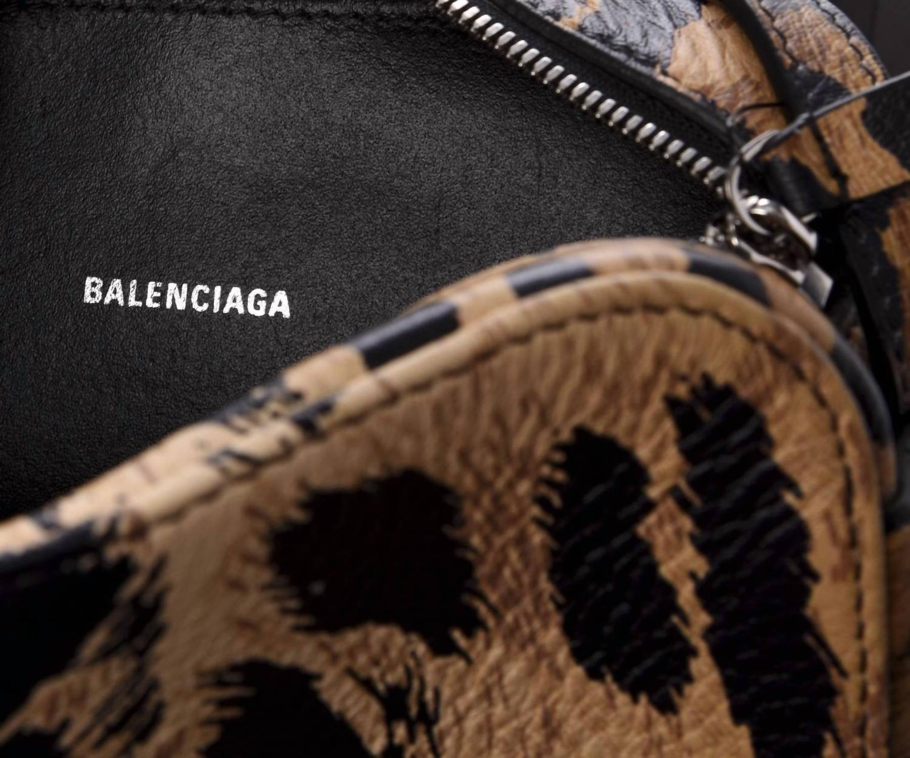 Balenciaga - Women's Calfskin Logo Printed Leopard Xs Everyday Camera Bag