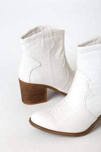 Dirty Laundry - Women's Snake Attack Booties