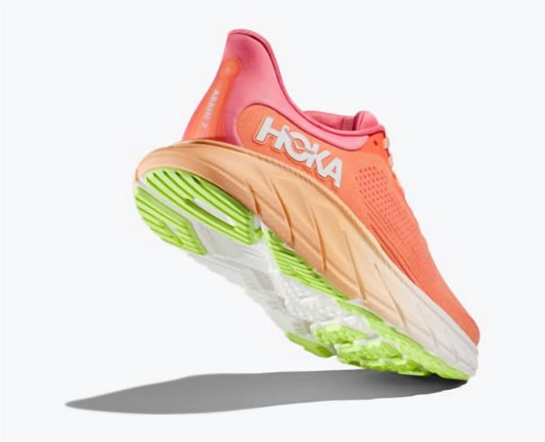 Hoka - Women's Arahi 7 Running Shoes