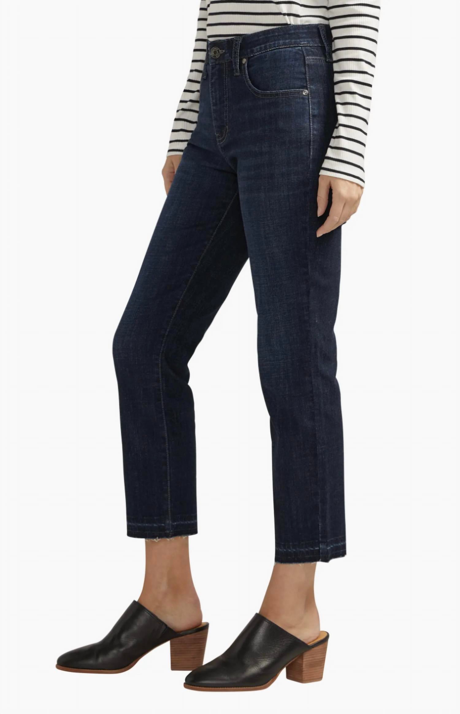Jag - Carter Girlfriend Jean