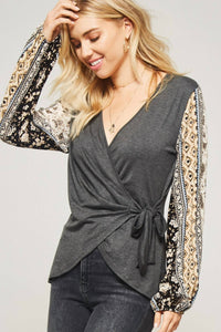 Promesa - Floral Sleeve Wrapped Knit Top