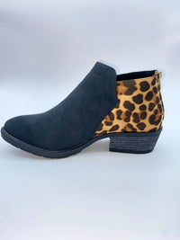 Avanti - Women's Kitty Bootie