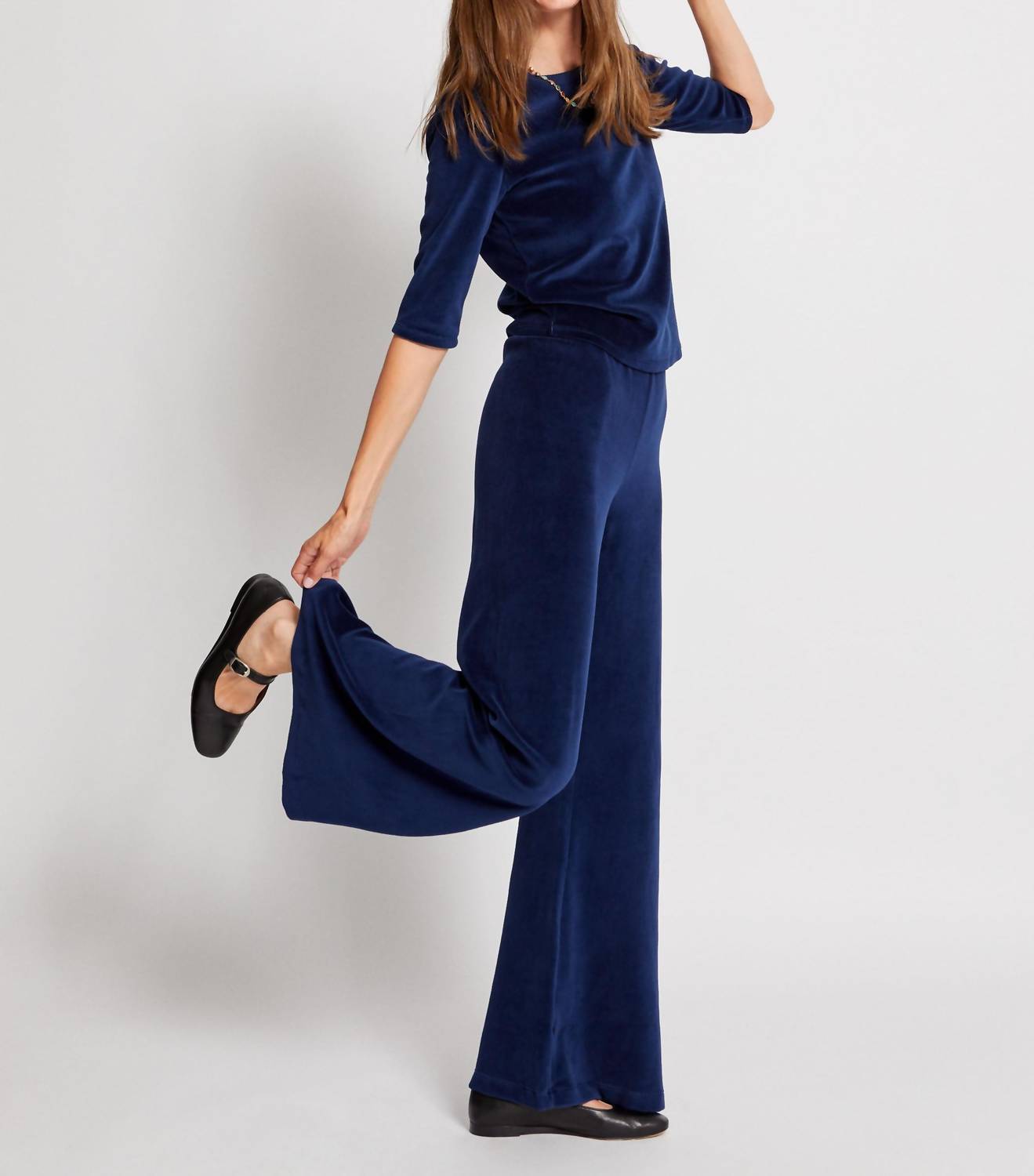 Suzie Kondi - Zephyra Velour Pants