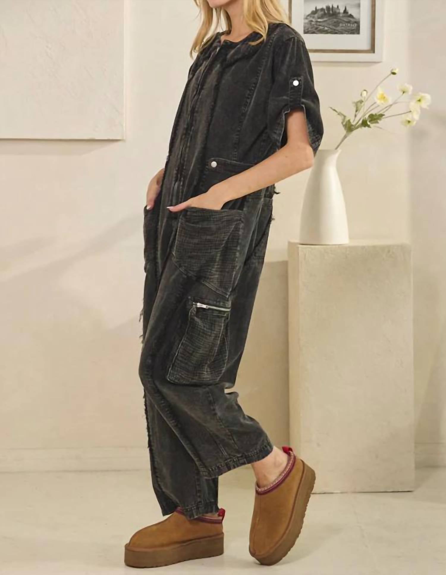 Oli & Hali - Washed Short-sleeved Jumpsuit