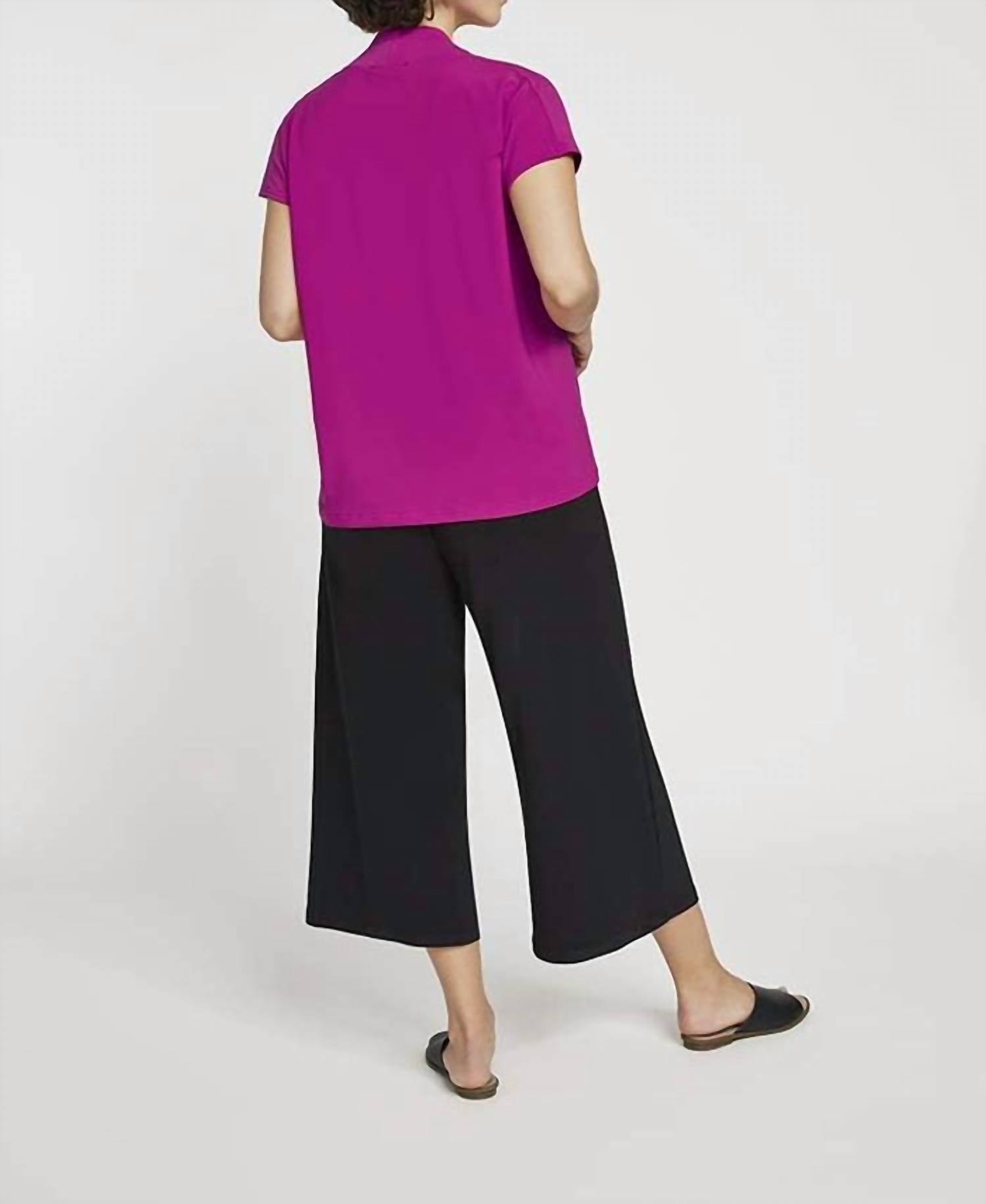 Sympli - Deep V Top