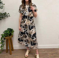 Fancy Dream Usa - Leaf Print Wide Shoulder Dress