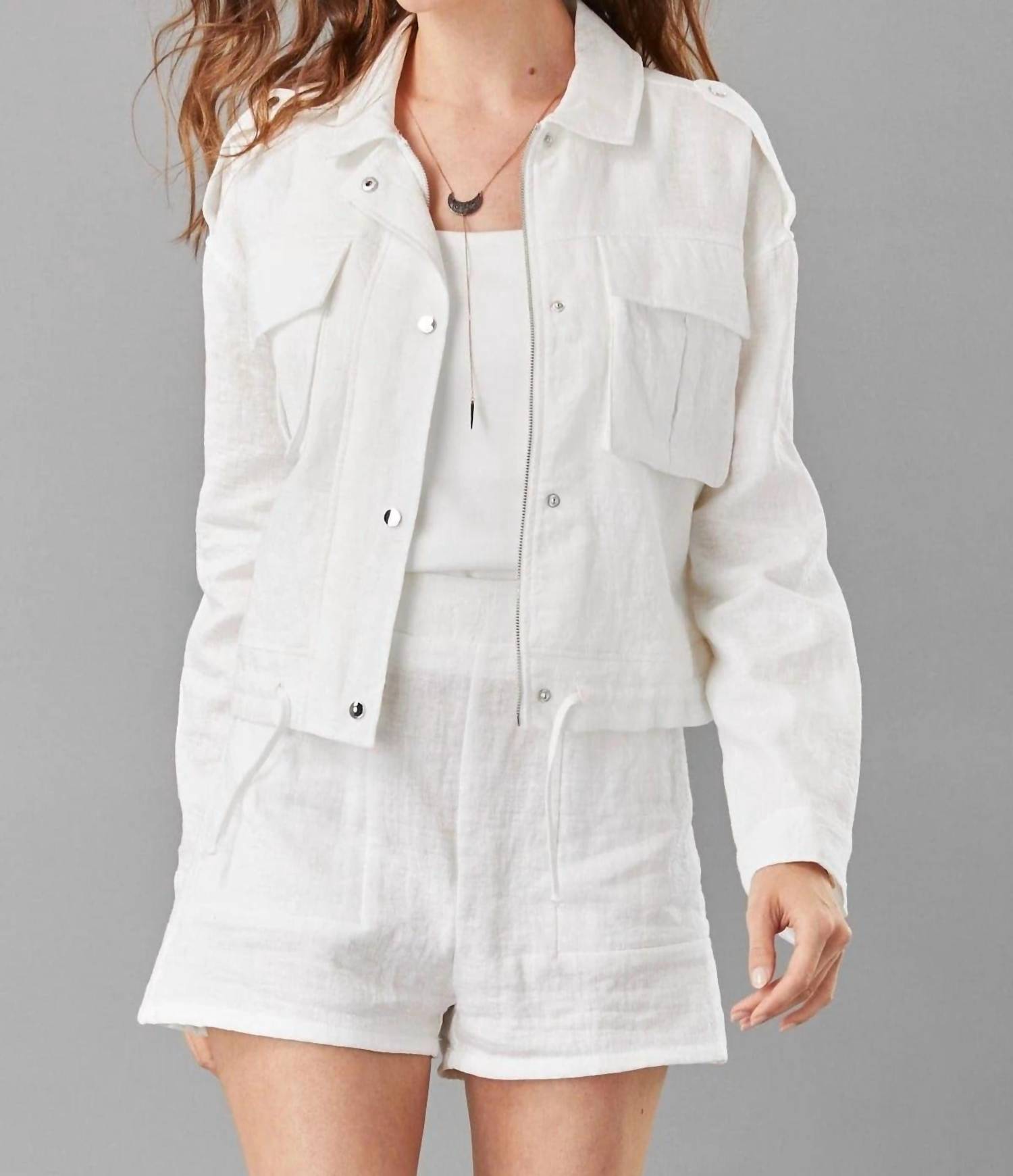 LINEN SHORTS