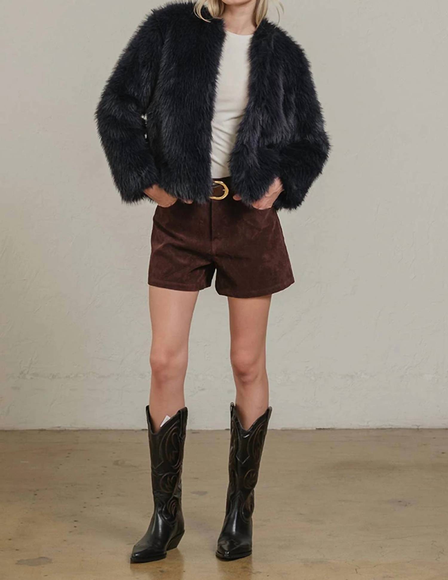 Raisonnel - Suede High-Rise Shorts