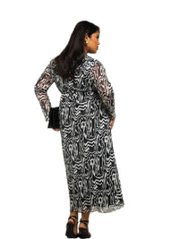 Fashion Szn Curve - Long Sleeve Monochrome Print Midi Dress