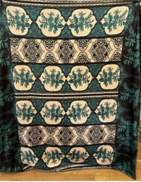 Johnny Was Laurel Canyon Angelia Cozy Blanket in multicolor - item - alternate view