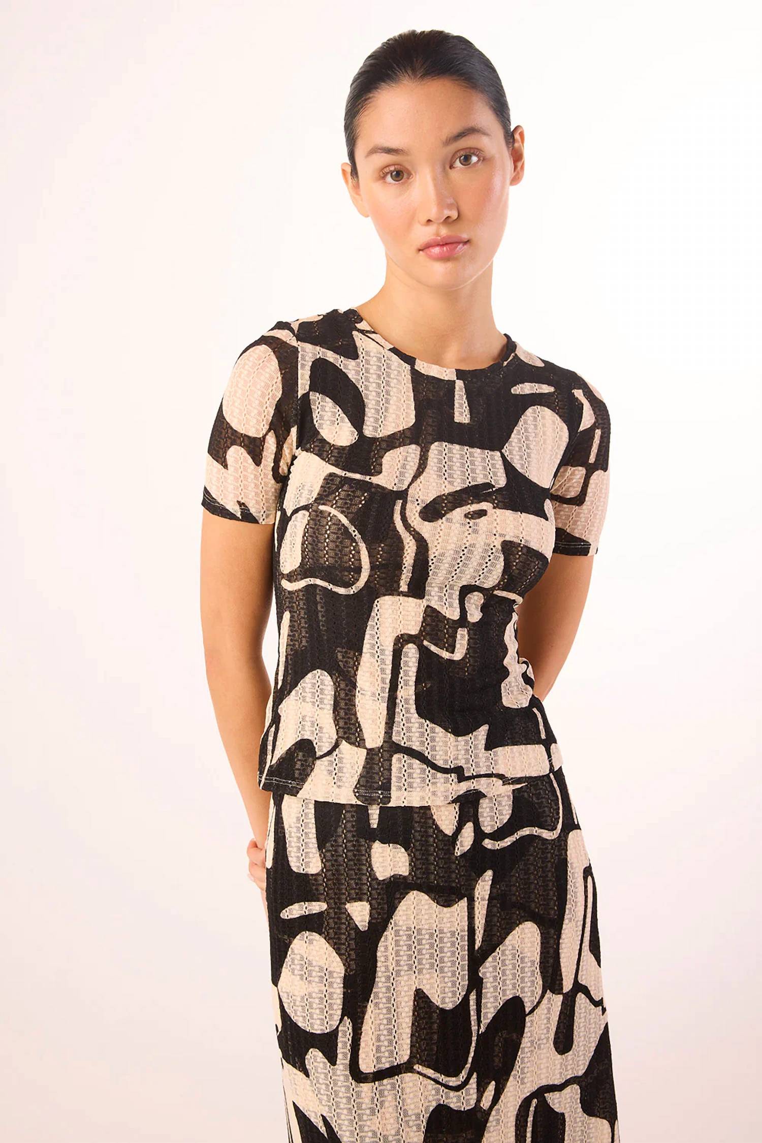 Misa Los Angeles - Amor Short-sleeve Knit Top