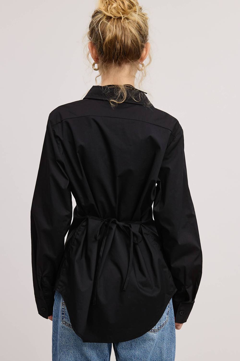 Mimosa - Back Self-tie Fitted Collared Shirt