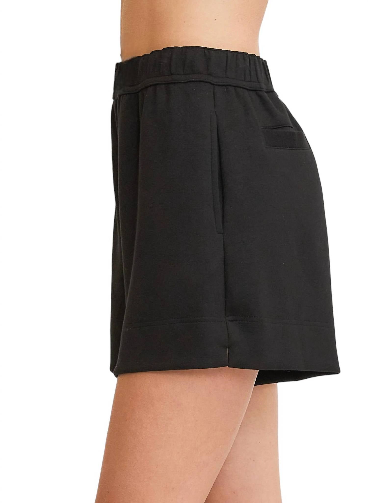 Umgee - Luxeknit Mid Rise Pull On Shorts