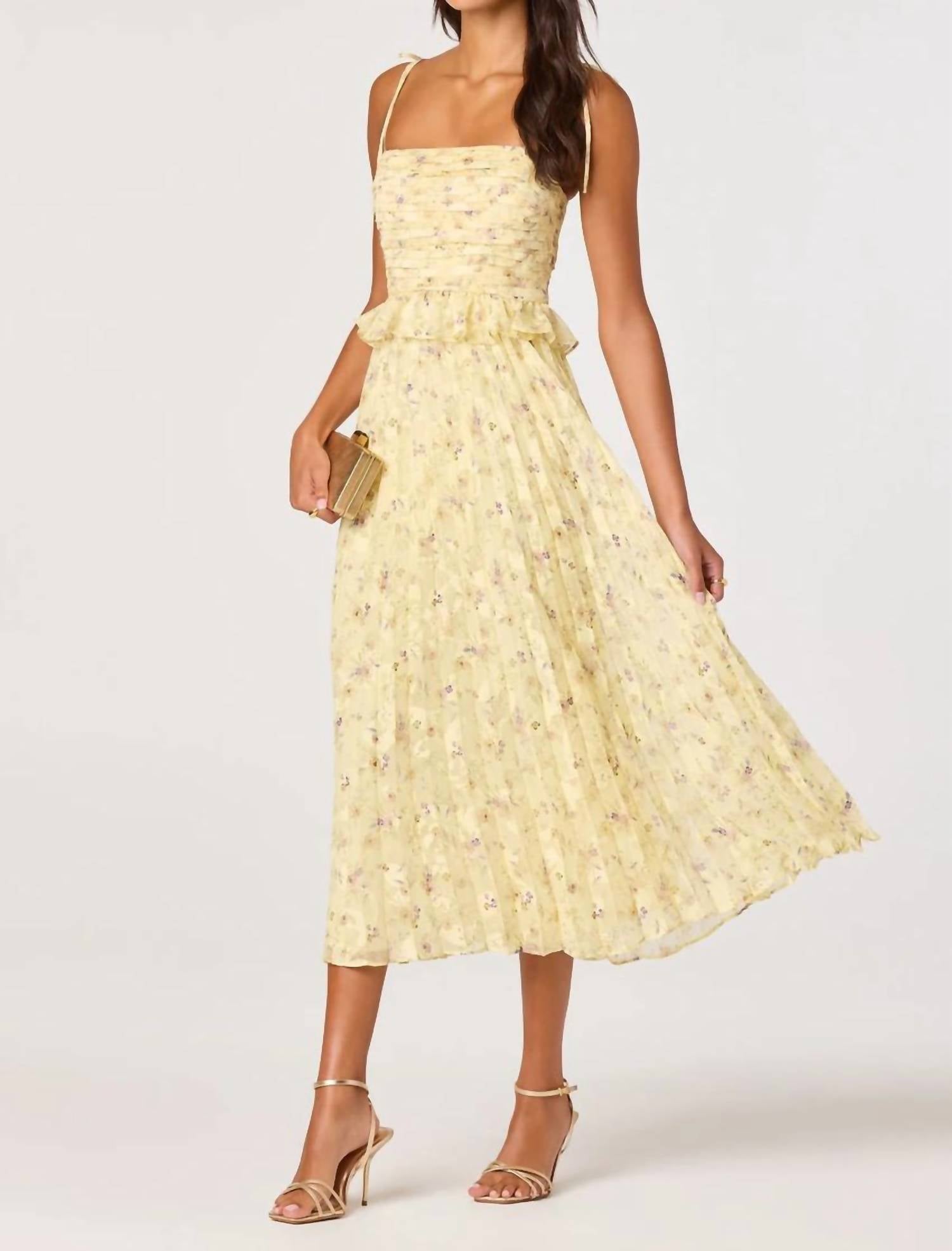 Astr - Emerys Midi Dress
