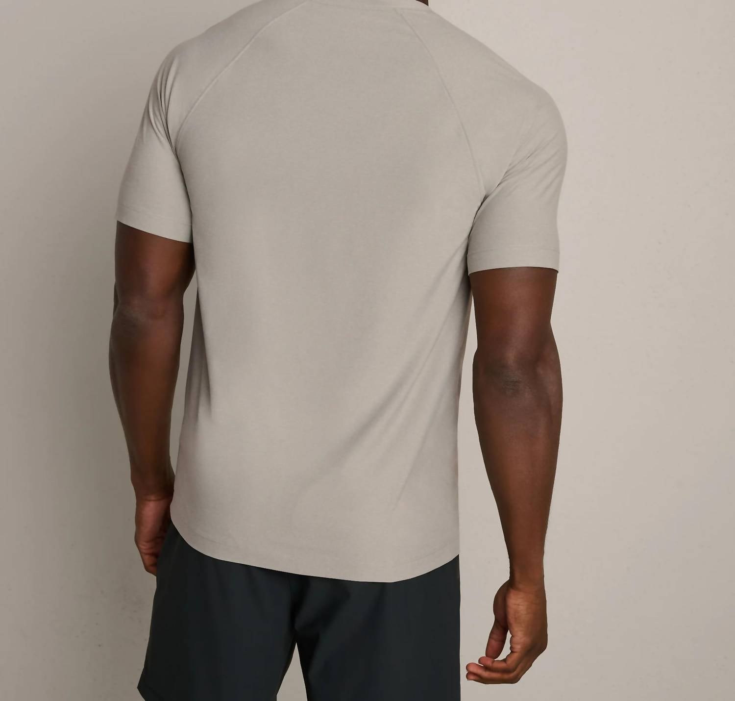 Rhone - Reign Short Sleeve Tee