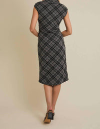Gilli - Collared Sleeveless Button Down Plaid Midi Dress