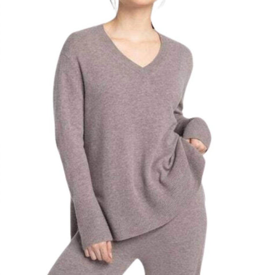 Kinross - V Neck Sweater