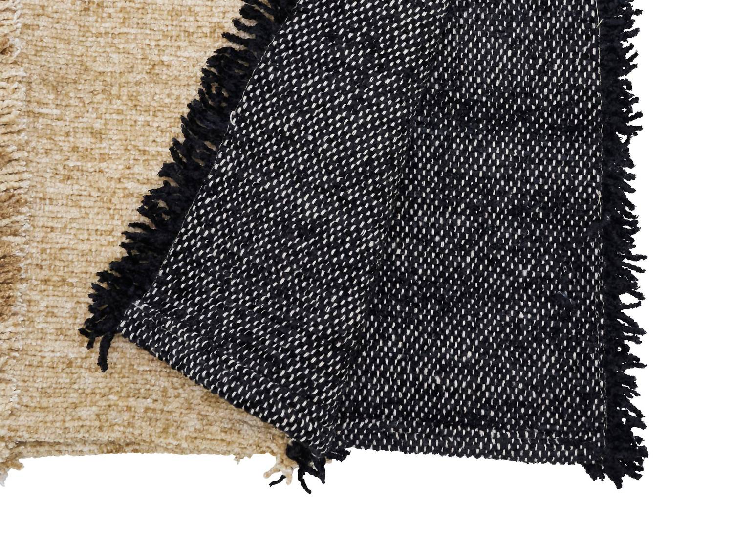 Saro Lifestyle - Color Cascade Fringed Table Runner 16"x72"