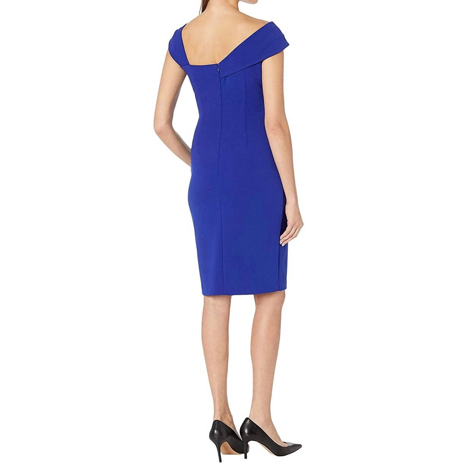 Vince Camuto - Asymmetric One Shoulder Sheath Dress