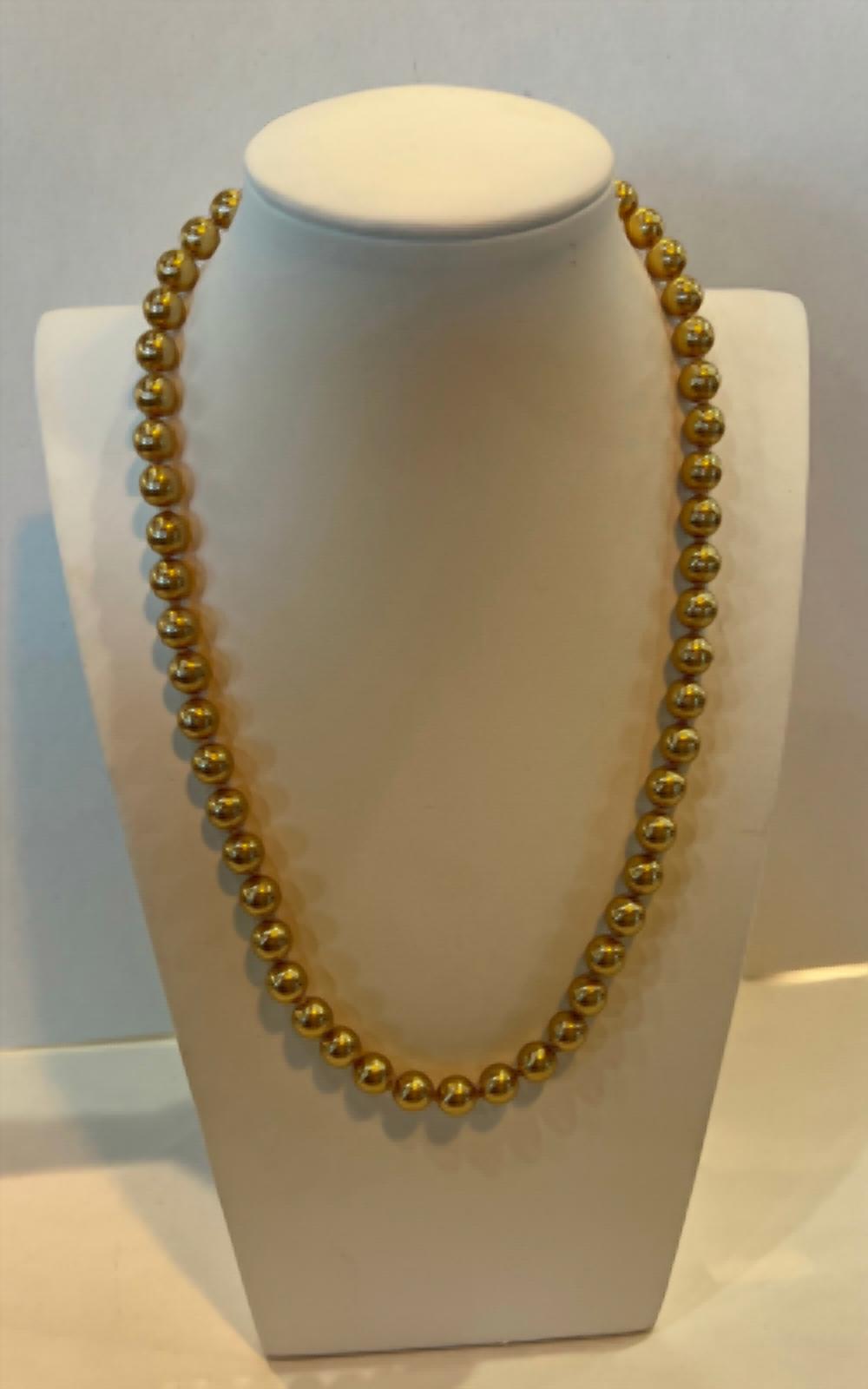Sonya'S - Pearl Necklace