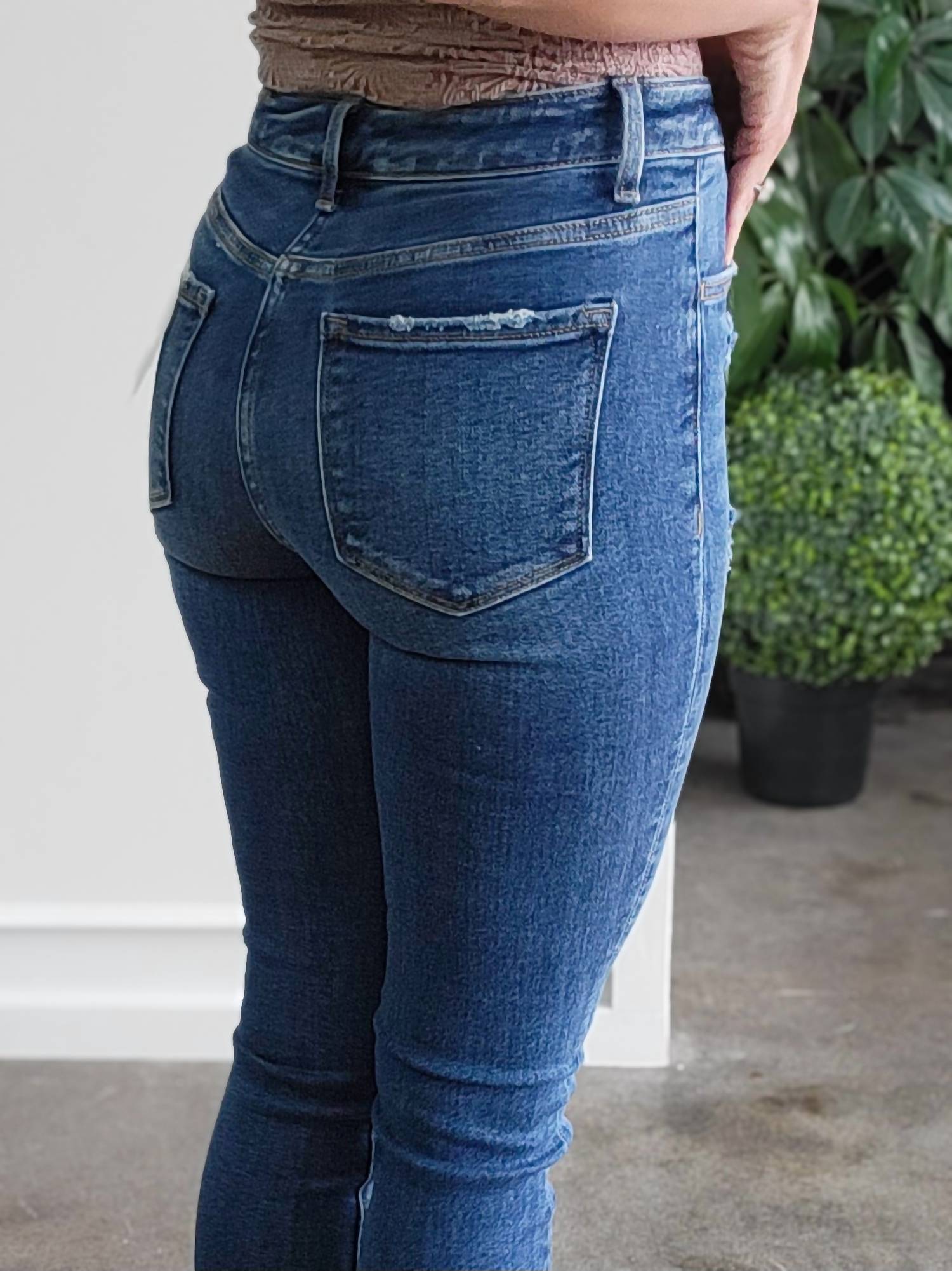 FLYING MONKEY The Evelyn Jeans in blue - women's jeans - view 5