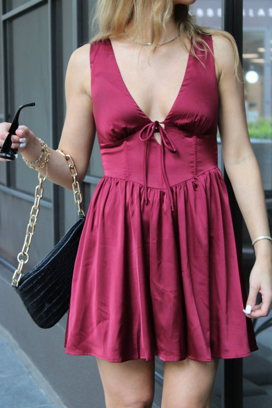 Needii - V-neck Mini Dress