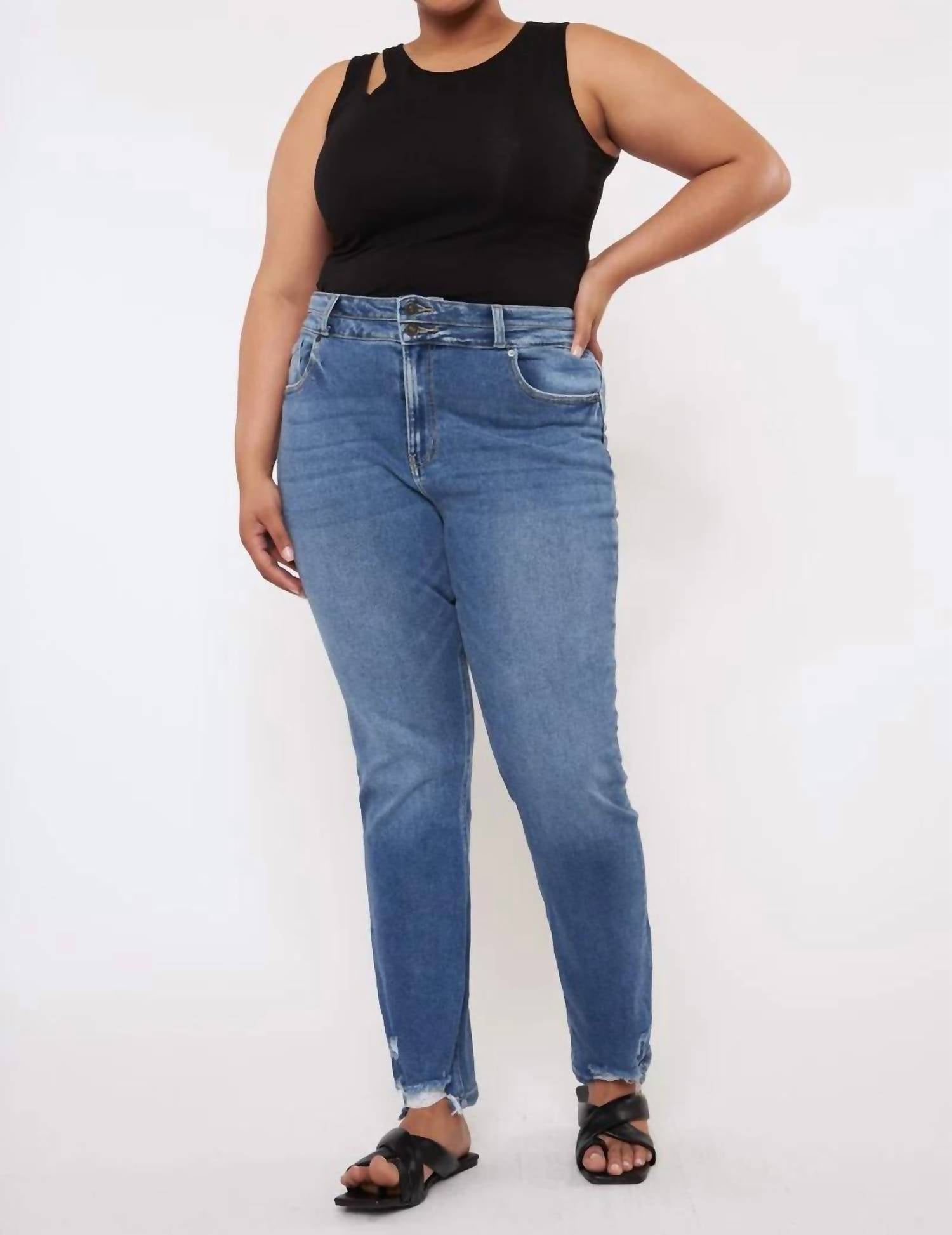 Kancan - Slim Straight Jeans