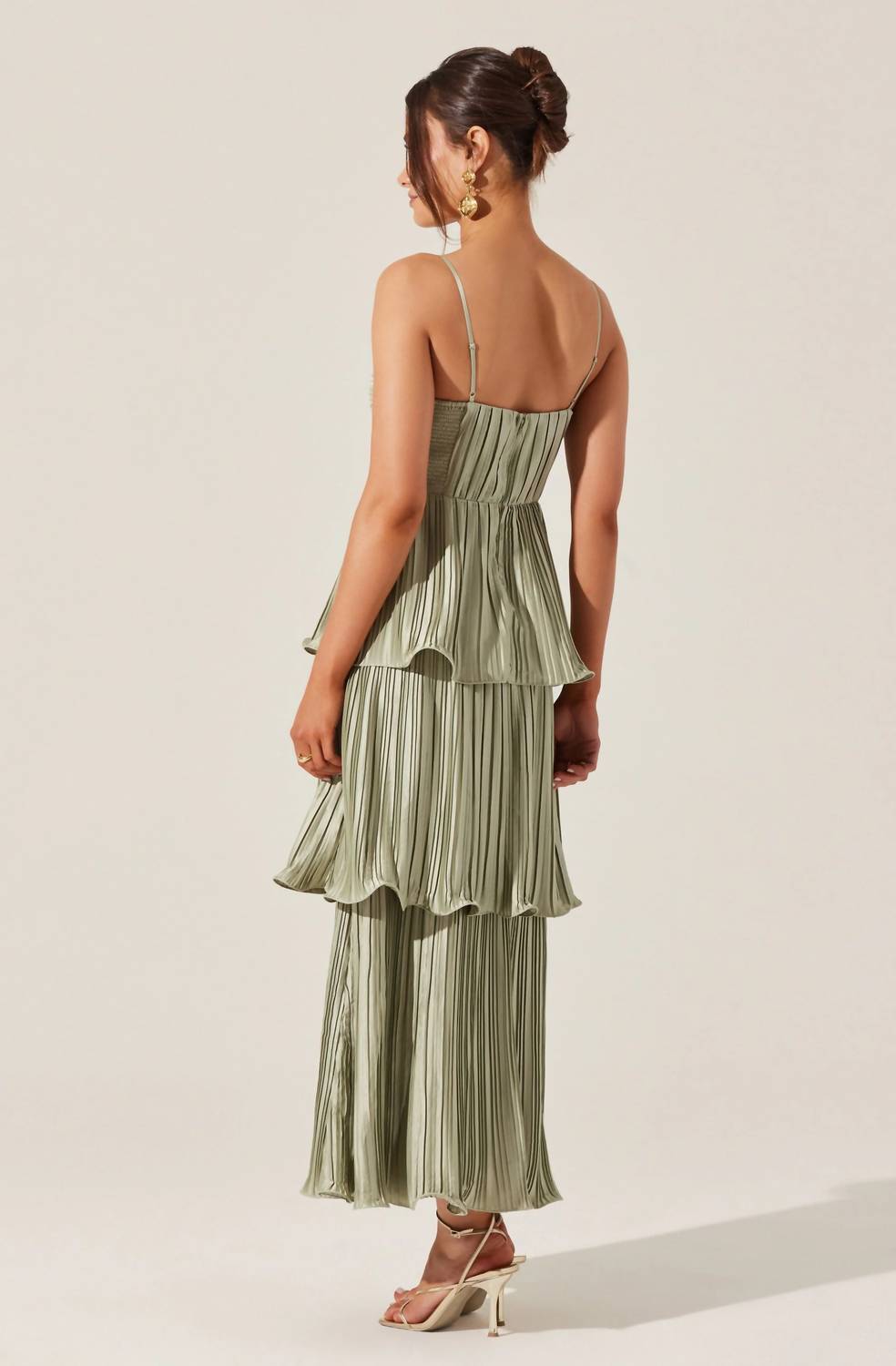 Astr - Lupin Pleated Tiered Maxi Dress