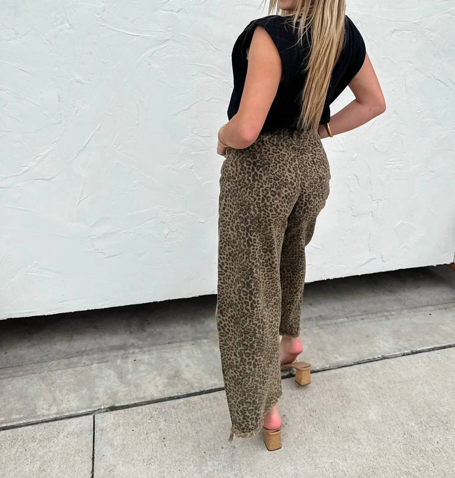 Blakeley - Cheetah Print Barrel Leg Jeans