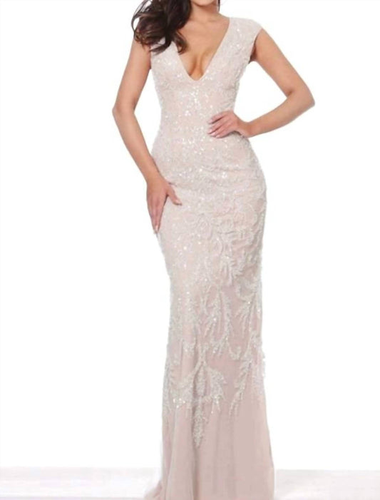 Jovani - Plunging Neck Embellishment Dress