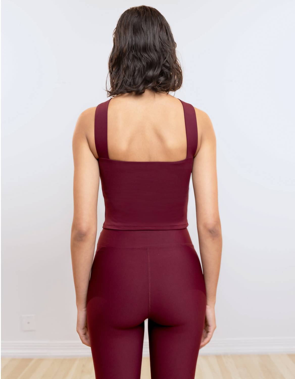 Heroine Sport - O-tank Halter Neck Active Tank With Built-in Bra