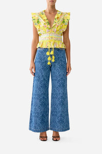 Camilla - Tie Front Top