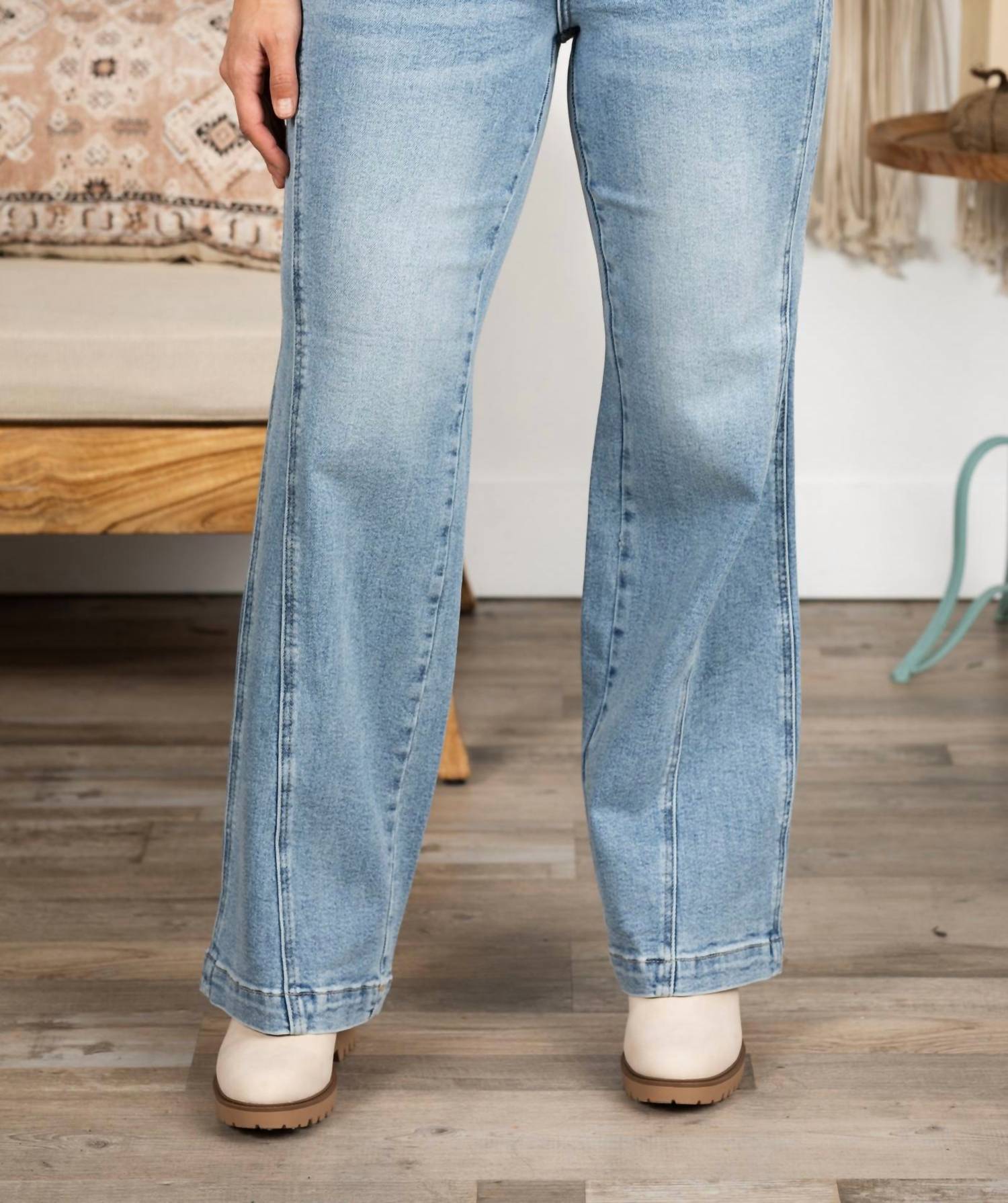 Judy Blue - Hazel High Rise Side Seam Detail Jean