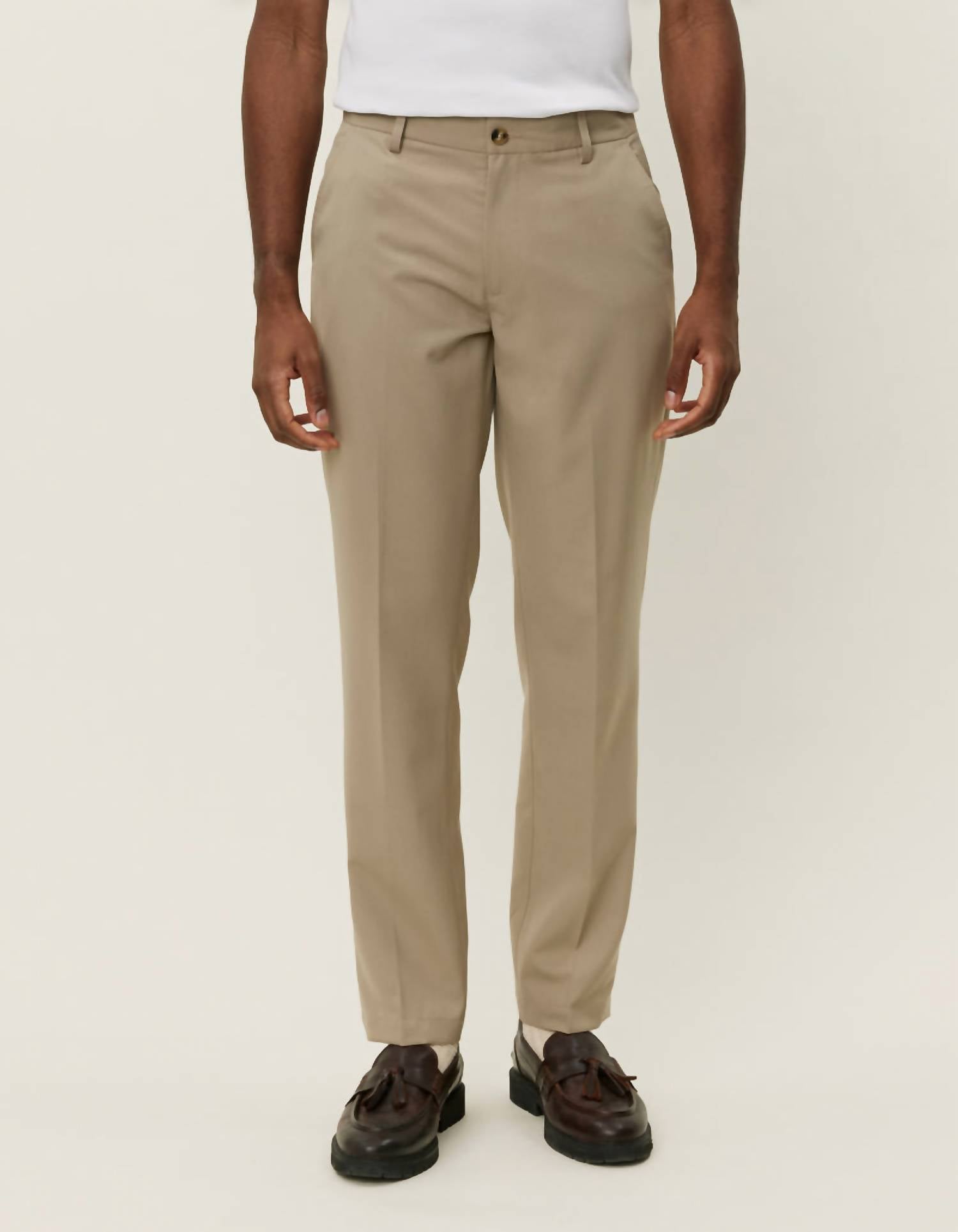 Les Deux Como Reg Solid Suit Pants in dark sand - men's pants