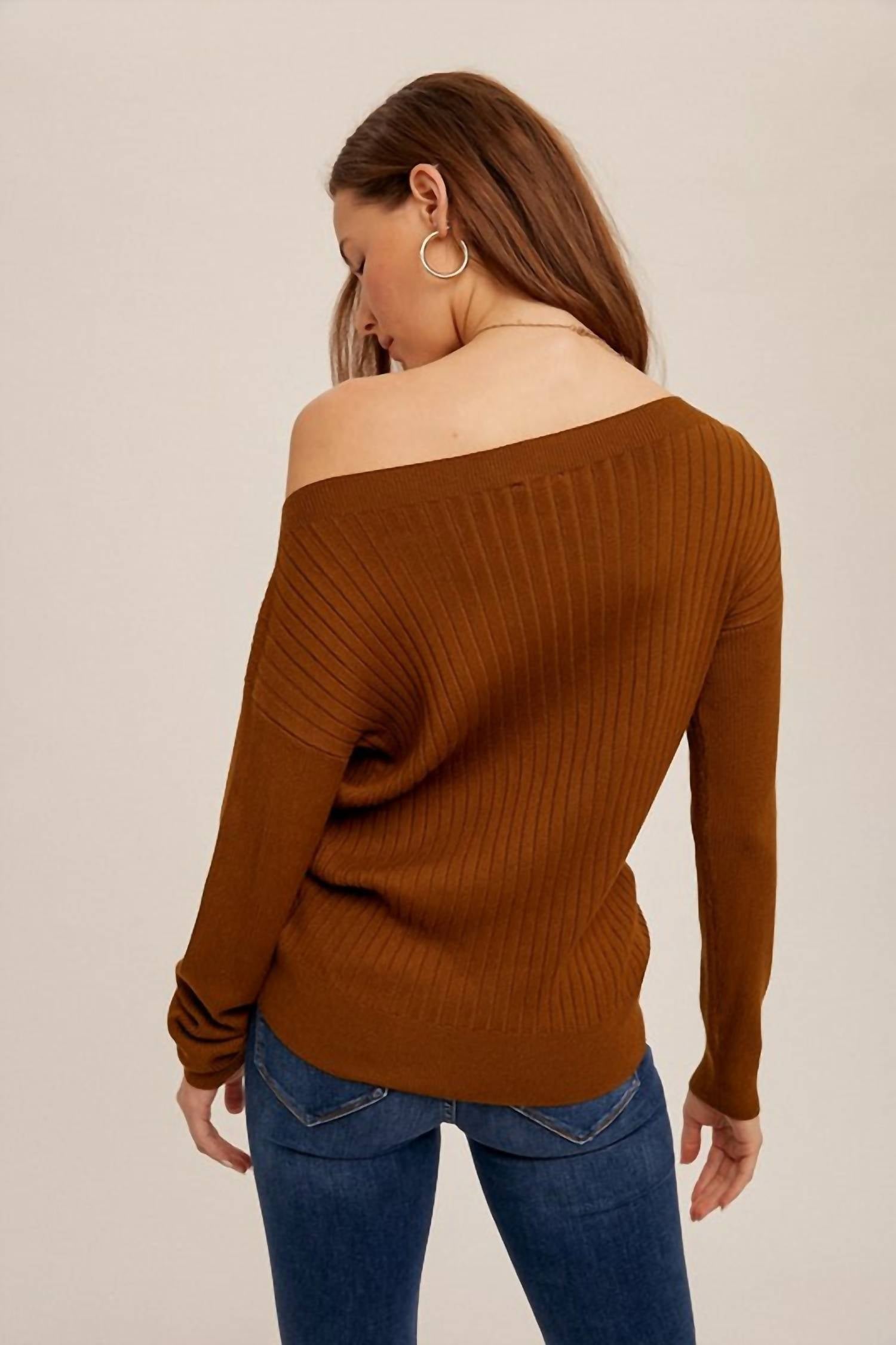 Hem & Thread - Ruched Drawstring Asymetrical Sweater