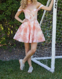 Nox Anabel - Watercolor-print Homecoming Dress