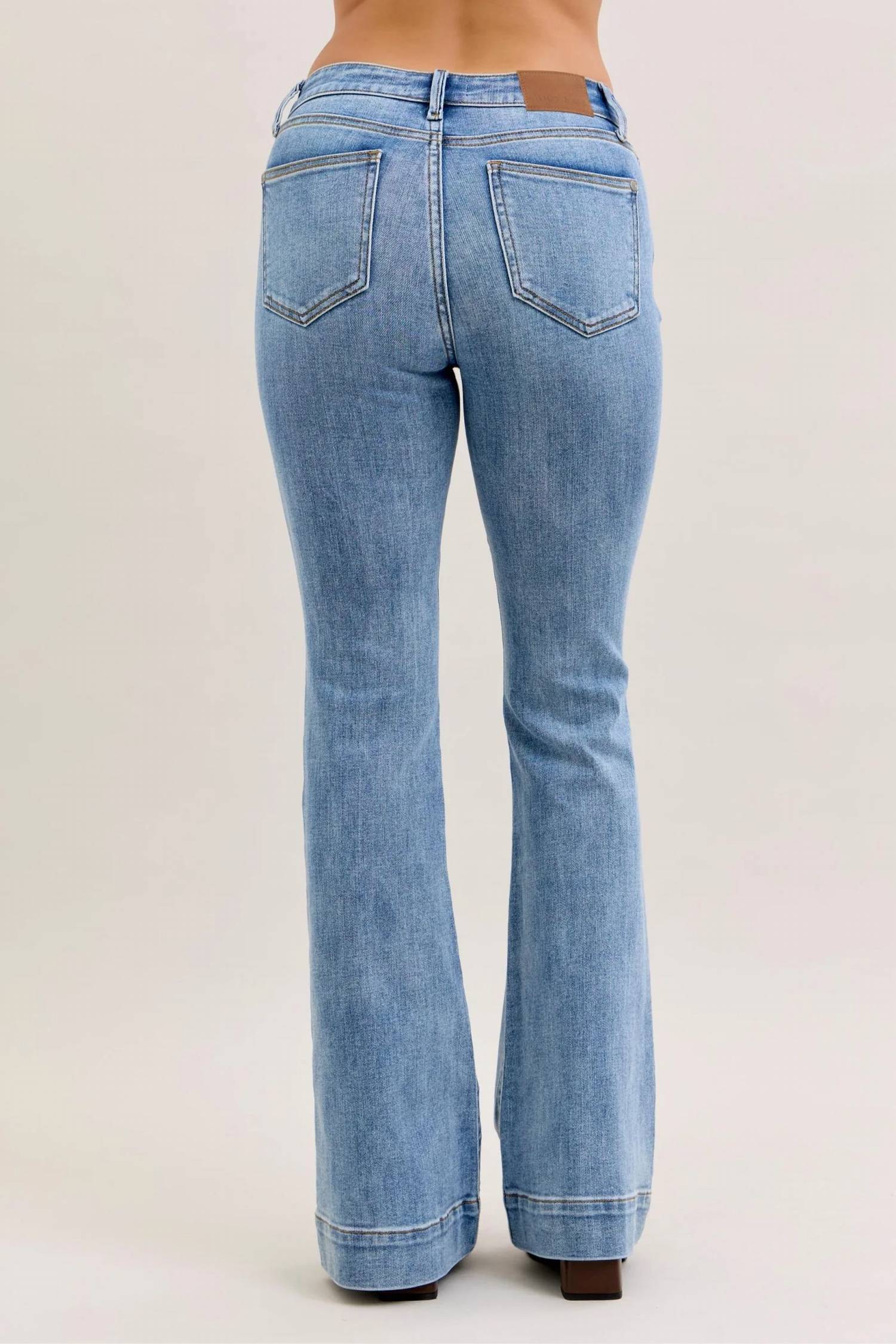 Judy Blue - Mid Rise Flare Jean