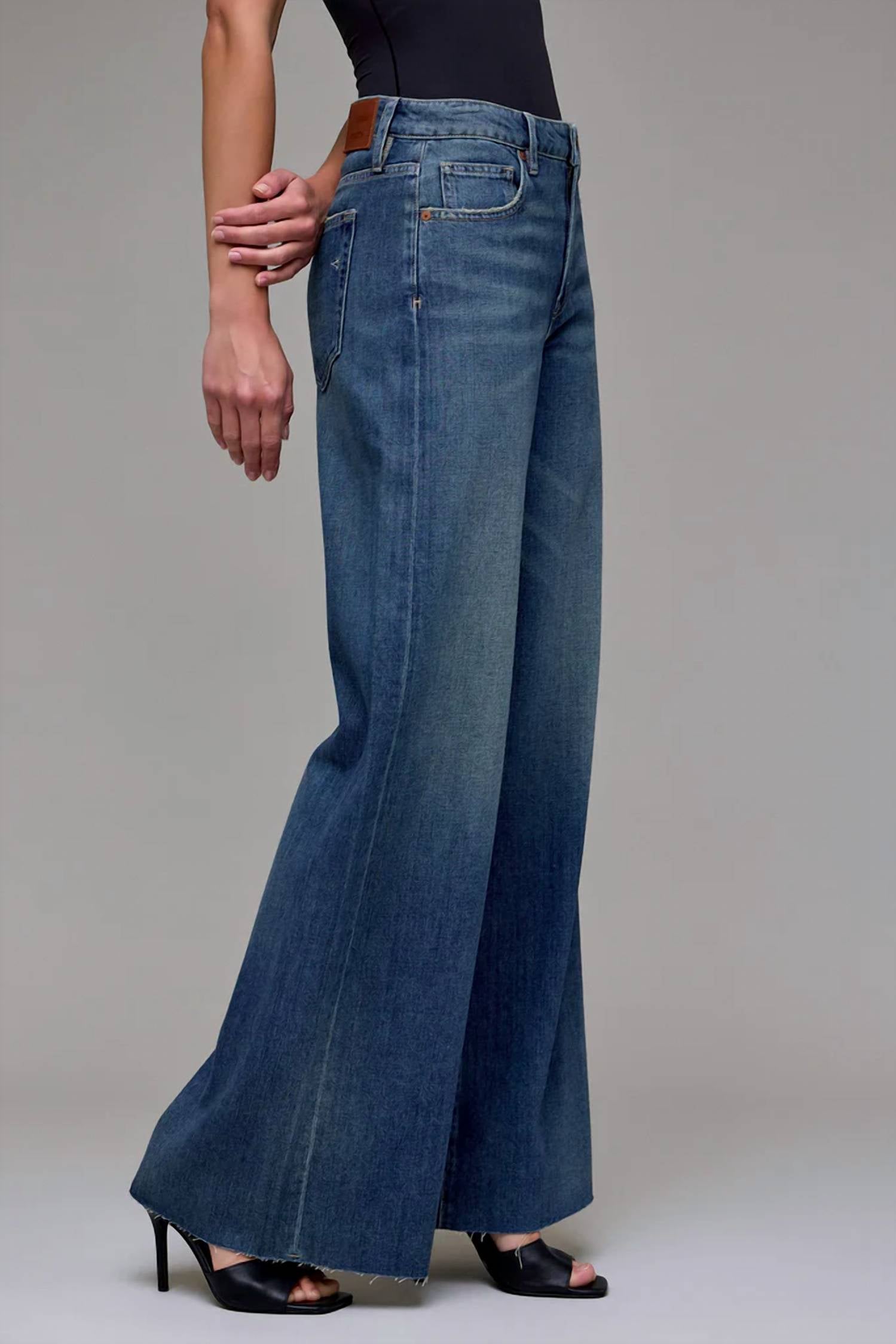 Hidden - Nori High Rise Super Wide Leg Jeans