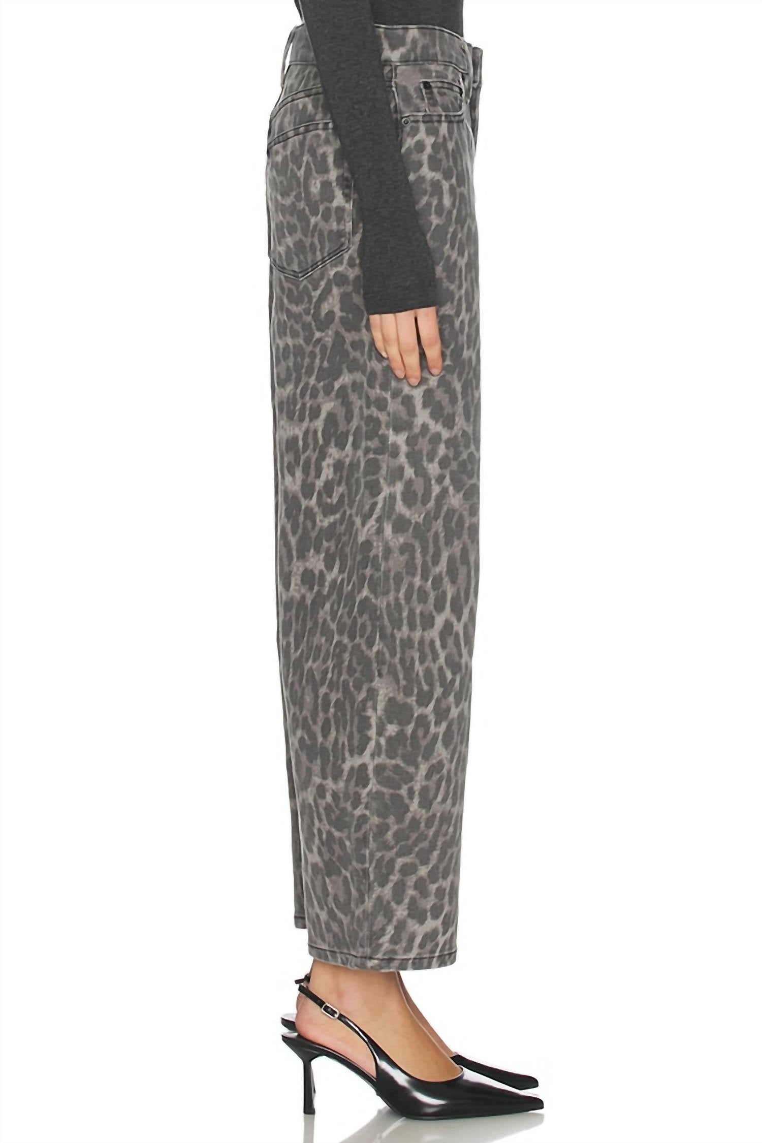 GOOD AMERICAN Women's Good Standard Barrel Jeans in grey lucky leopard - women's jeans - detail view