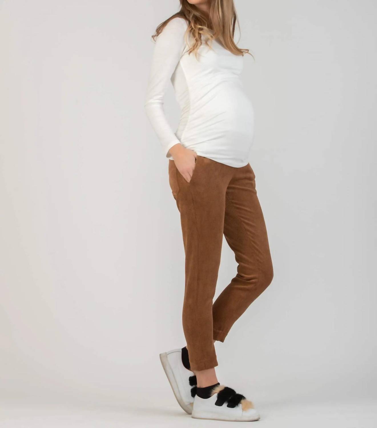 Attesa Maternity - Velvet Pocket Pants - Maternity