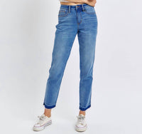 Judy Blue - Rigid Magic Release Hem Boyfriend Jeans