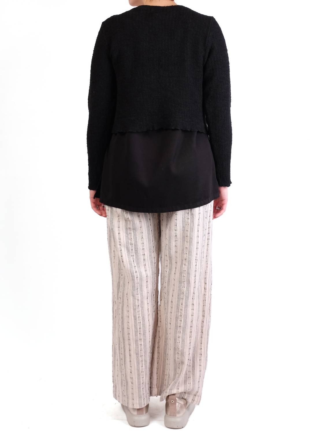 Cut Loose - Curved Crewneck Crop Sweater