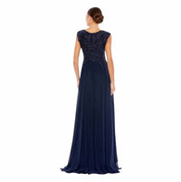 Mac Duggal - Appliqued Bodice Flowy Gown